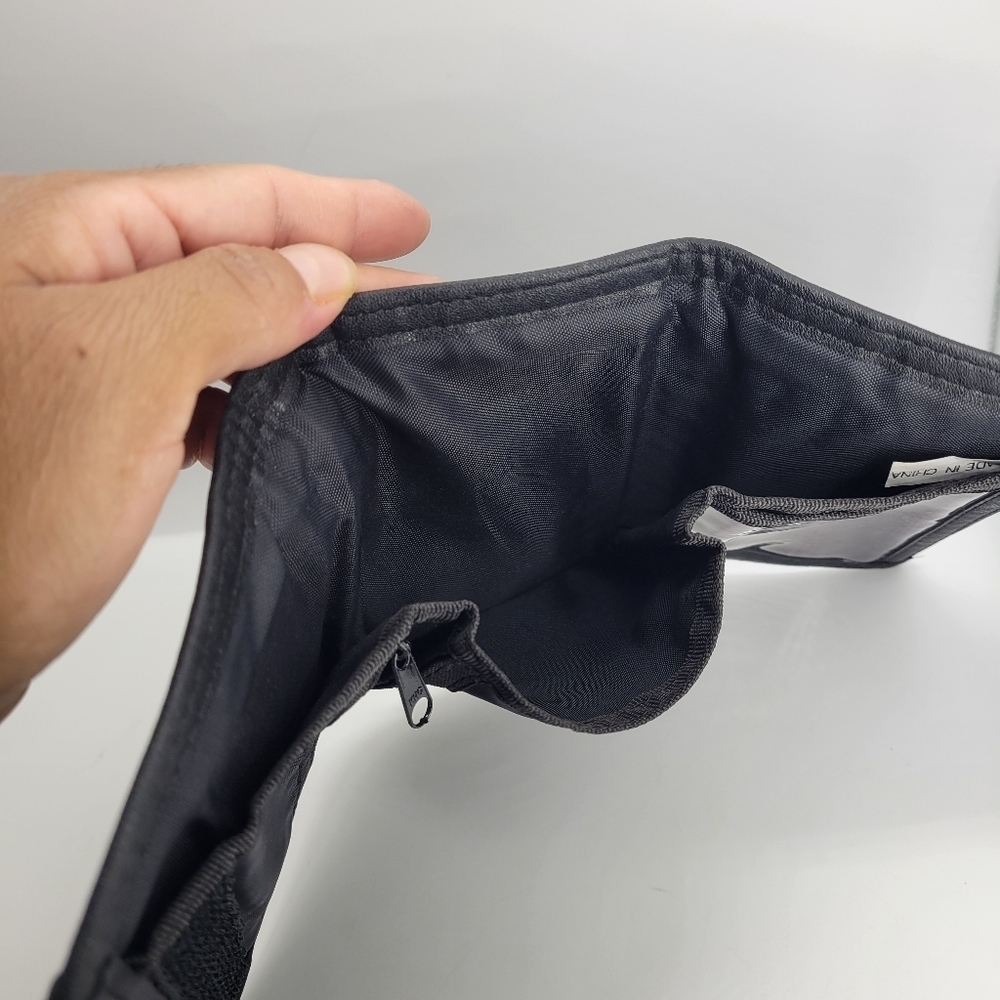 Vintage Rare Las Vegas Black Wallet Faux Leather Zip Compartments Credit Cards - Picture 4 of 13